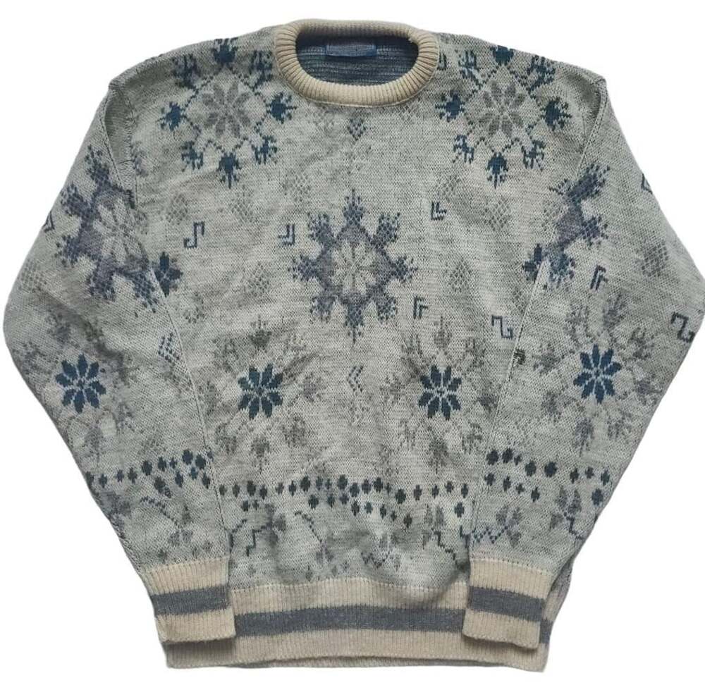 Vintage Pendleton Pullover Sweater Size L Gray Snowflake Wool Made In USA